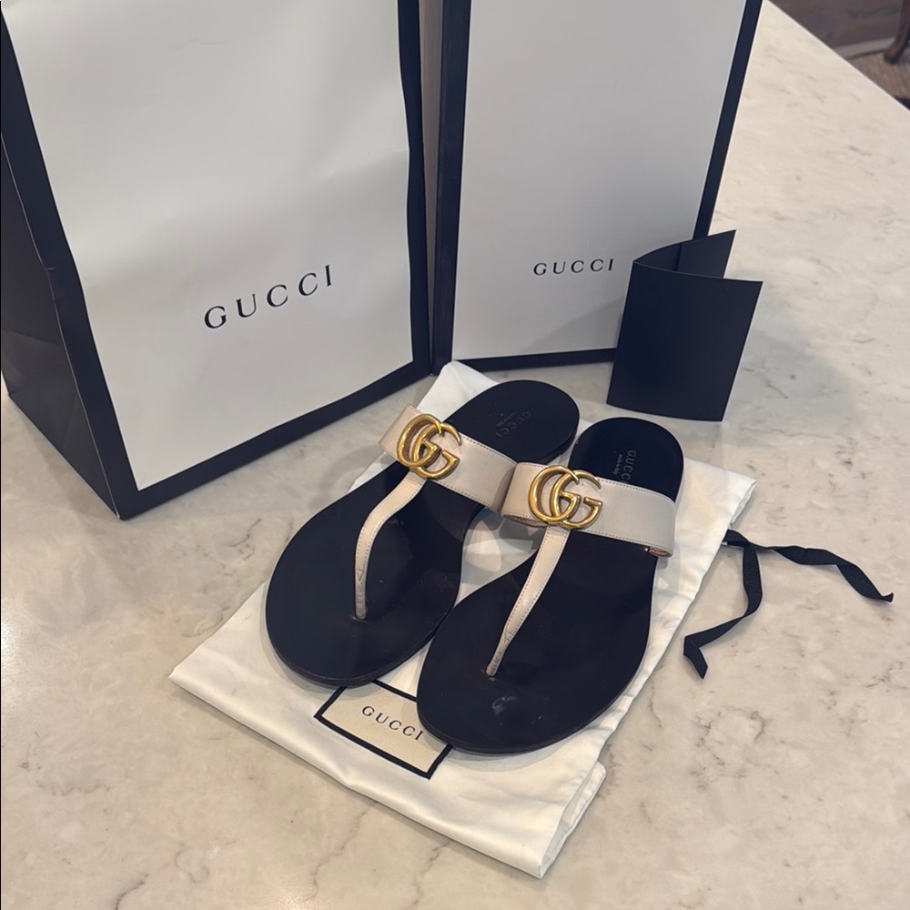 Gucci Flat Marmont Leather Thong Sandal in White